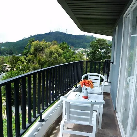 The Breeze Luxury Apartment Nuwara Eliya Exterior photo
