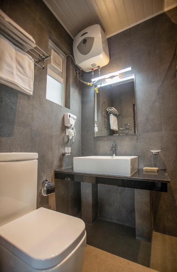 The Breeze Luxury Apartment
